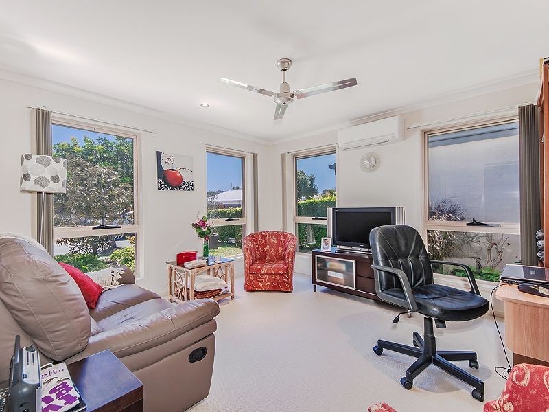 30 Veerings Crescent, Twin Waters QLD 4564