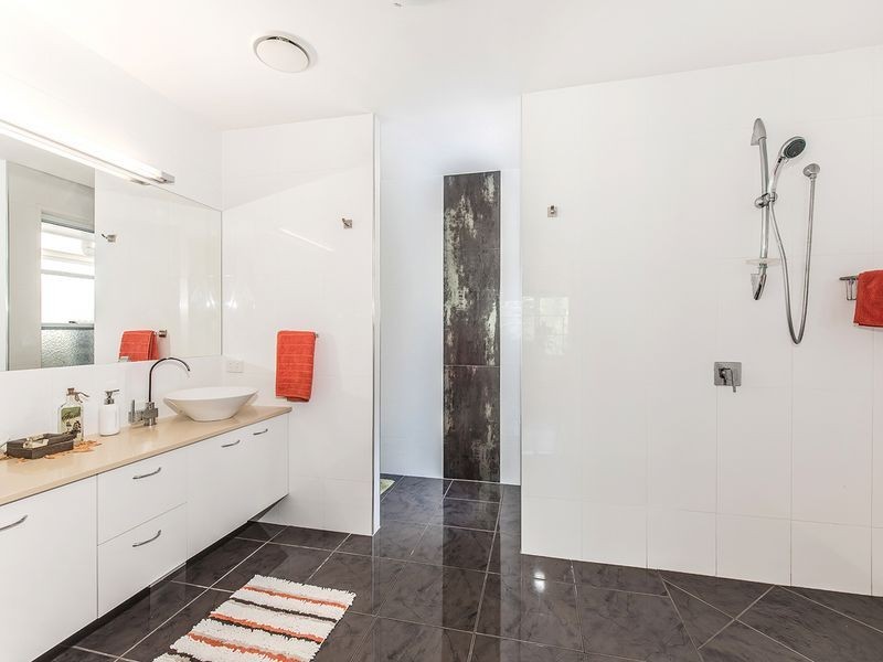 32 Anchorage Circuit, Twin Waters QLD 4564
