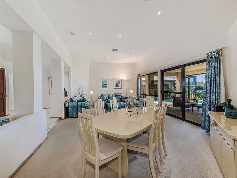 7 Karinya Place, Twin Waters QLD 4564
