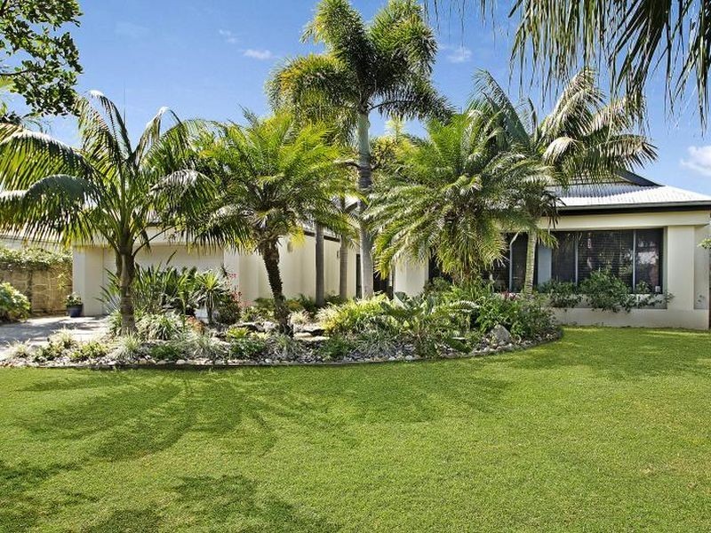 7 Karinya Place, Twin Waters QLD 4564