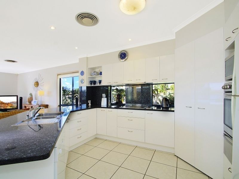 7 Karinya Place, Twin Waters QLD 4564