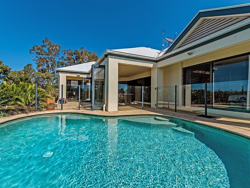 7 Karinya Place, Twin Waters QLD 4564