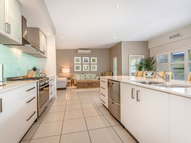 49 Anchorage Circuit, Twin Waters QLD 4564