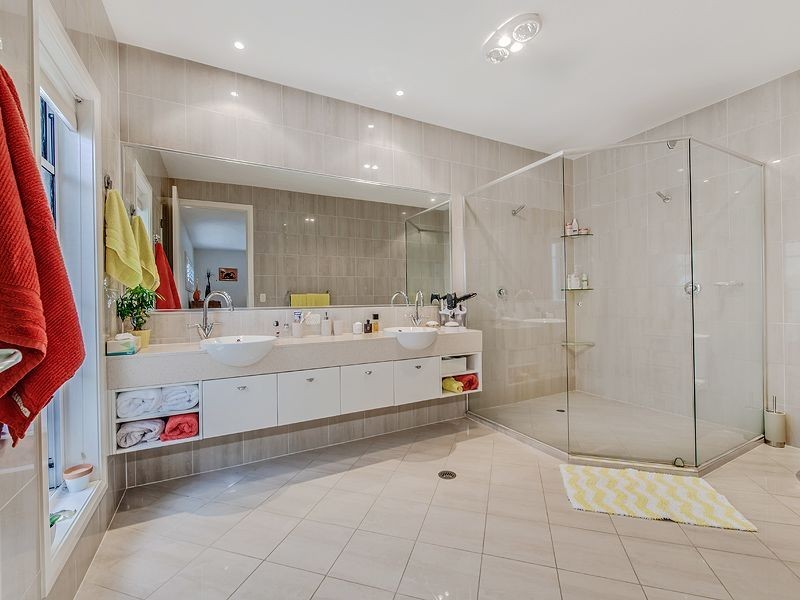 1 Toombra Lane, Twin Waters QLD 4564