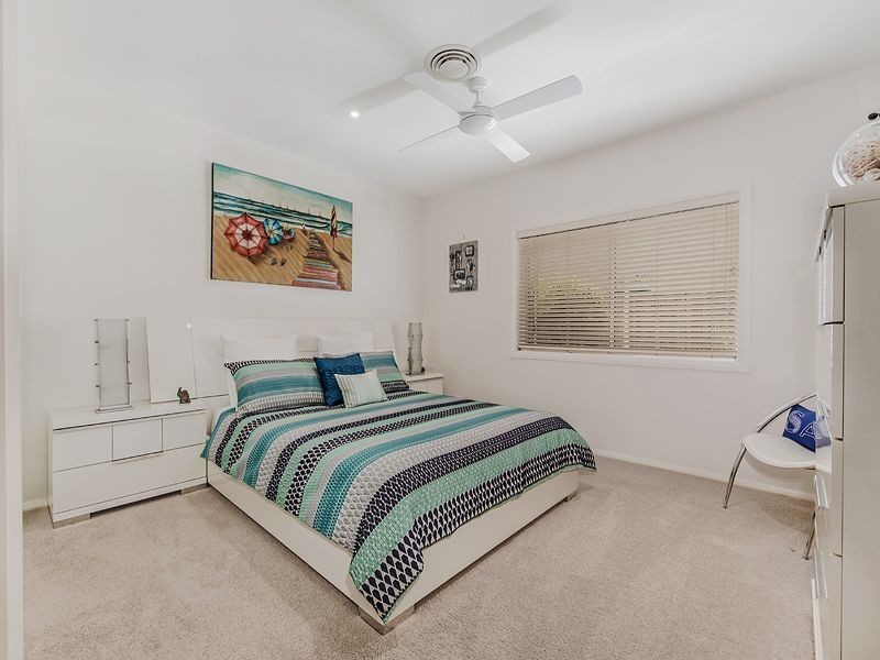 1 Toombra Lane, Twin Waters QLD 4564