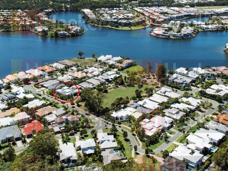 1 Toombra Lane, Twin Waters QLD 4564