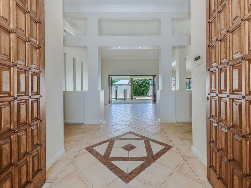 6 Mainsail Place, Twin Waters QLD 4564