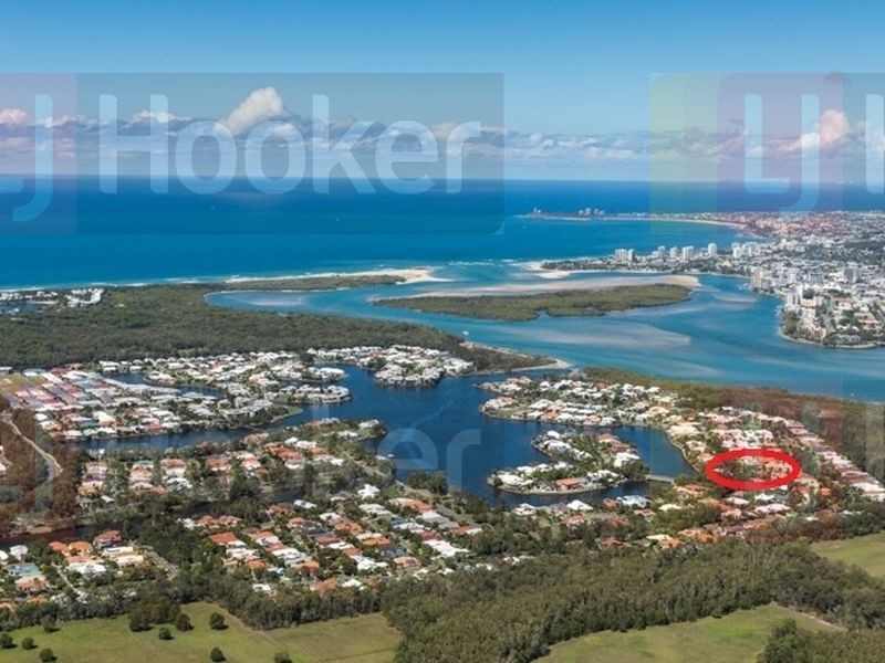 6 Mainsail Place, Twin Waters QLD 4564