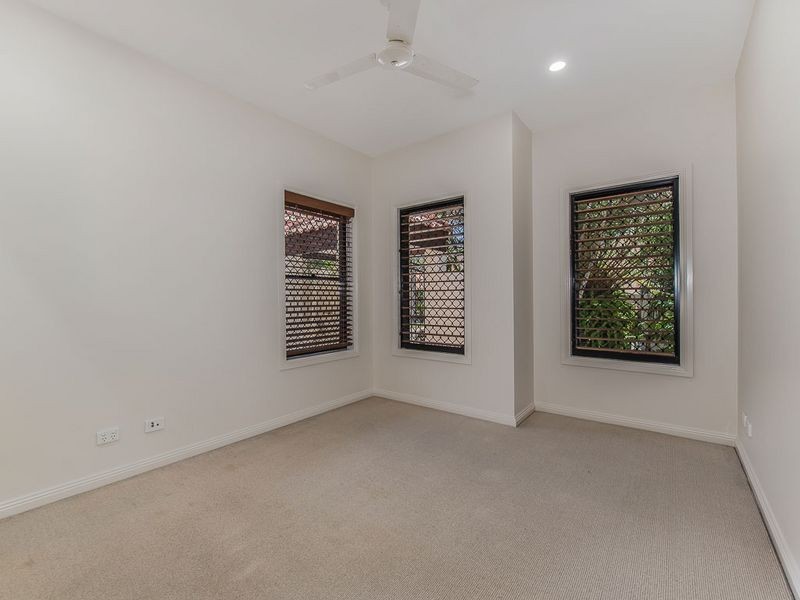 6 Mainsail Place, Twin Waters QLD 4564