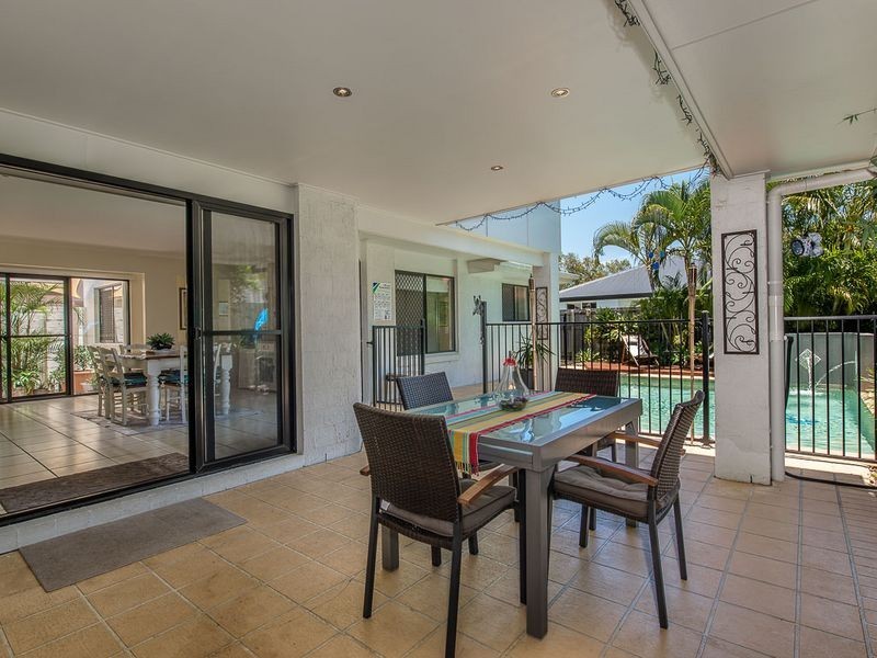 5 Pampling Place, Twin Waters QLD 4564