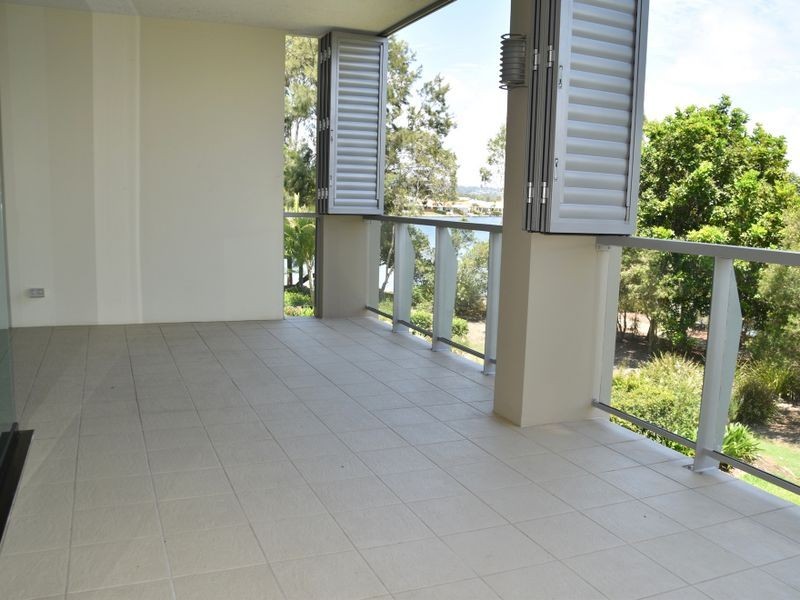 8/20 Baywater Drive, Twin Waters QLD 4564