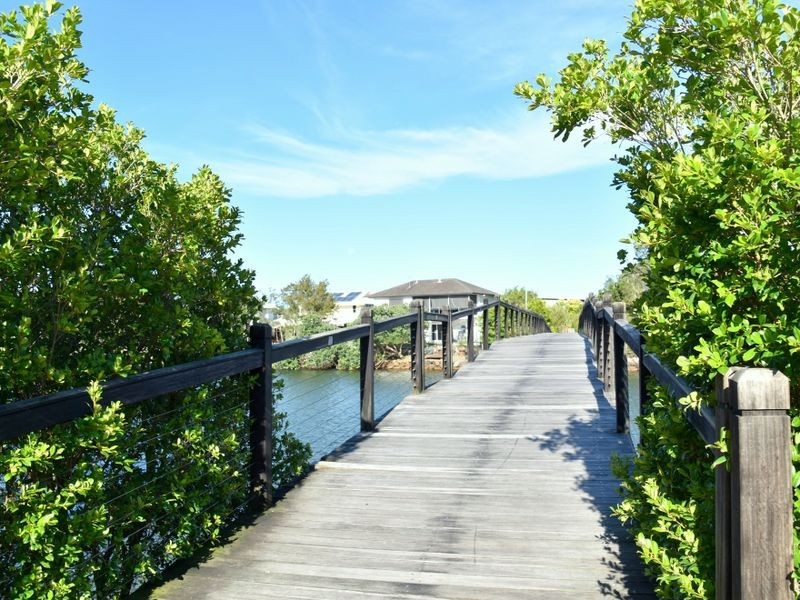 8/20 Baywater Drive, Twin Waters QLD 4564