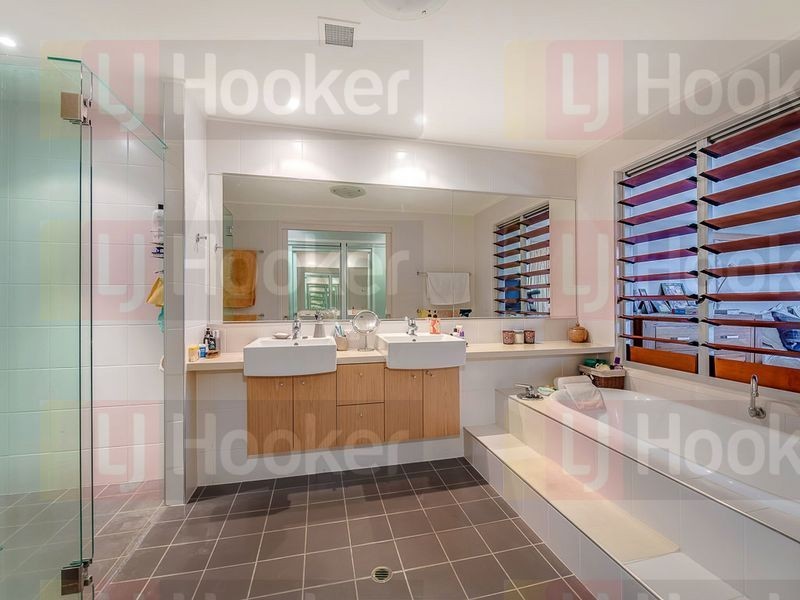 71/80 North Shore Road, Twin Waters QLD 4564