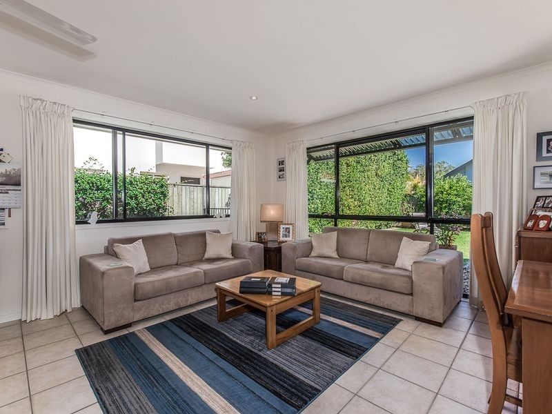 4 Carnoustie Court, Twin Waters QLD 4564