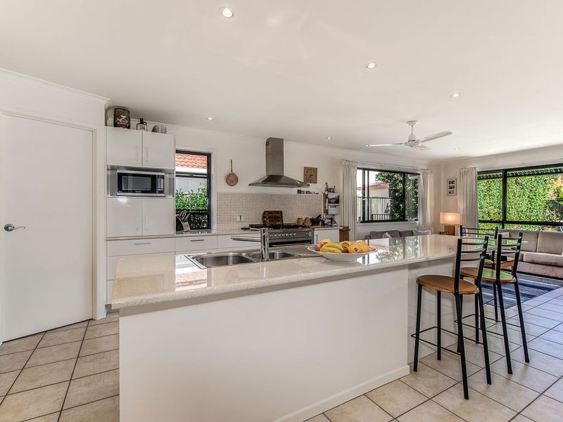 4 Carnoustie Court, Twin Waters QLD 4564