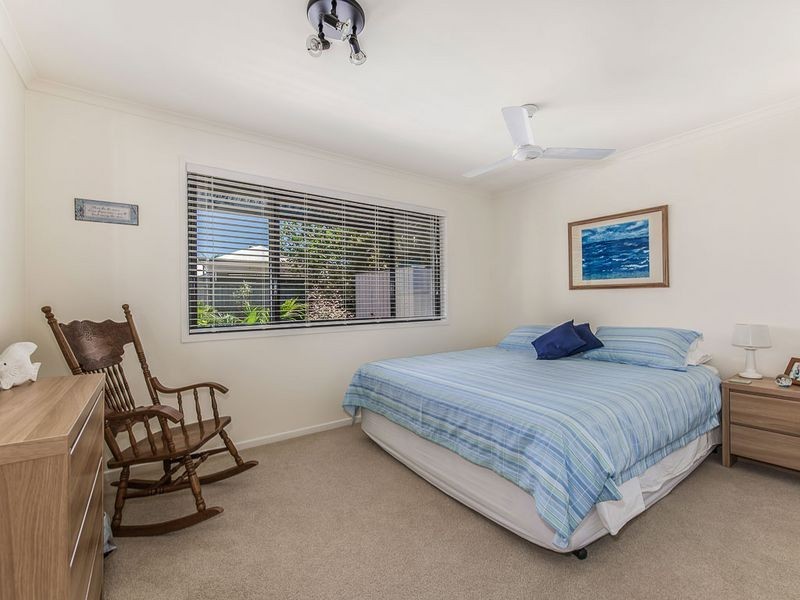 4 Carnoustie Court, Twin Waters QLD 4564