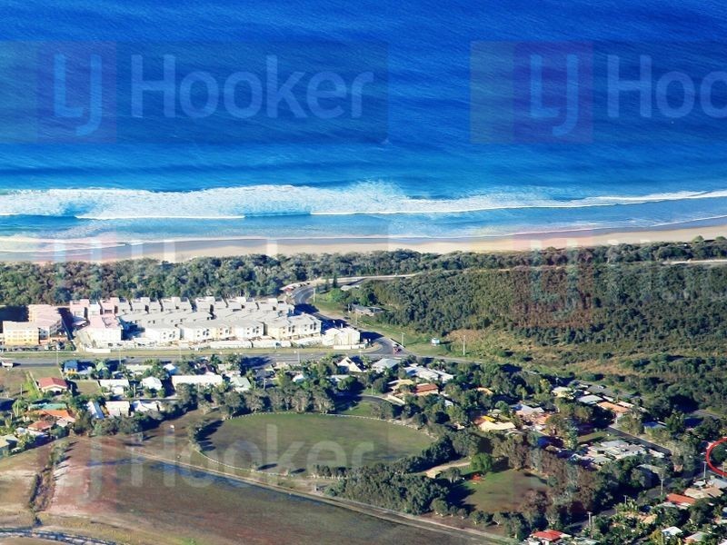 6 Fifth Avenue, Marcoola QLD 4564