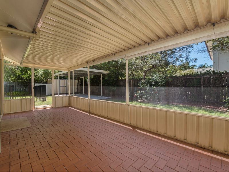 16 Sunview Drive, Twin Waters QLD 4564