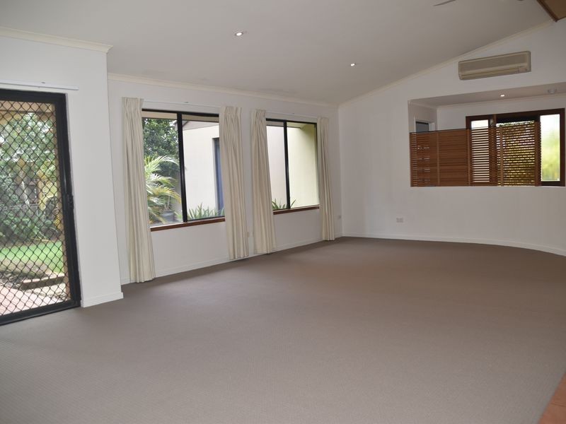 16 Sunview Drive, Twin Waters QLD 4564