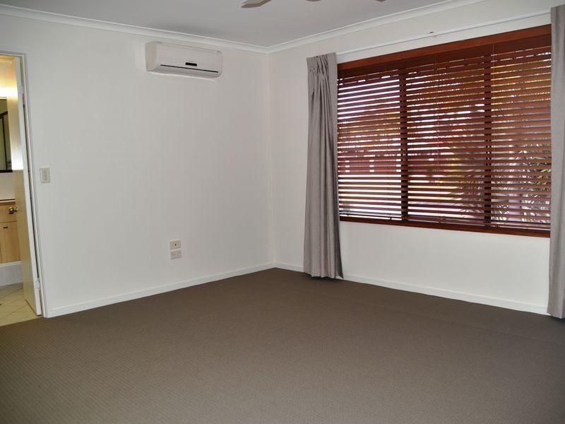 16 Sunview Drive, Twin Waters QLD 4564