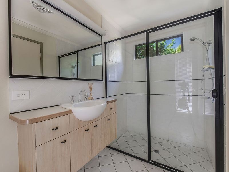 16 Sunview Drive, Twin Waters QLD 4564