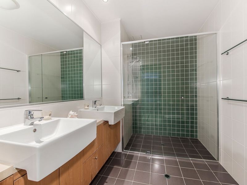 150/80 North Shore Road, Twin Waters QLD 4564