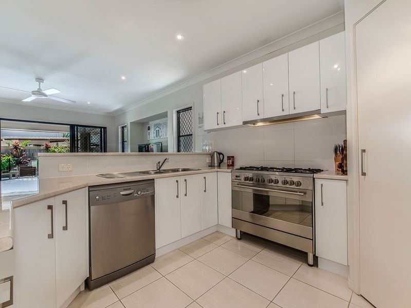 33 Anchorage Circuit, Twin Waters QLD 4564