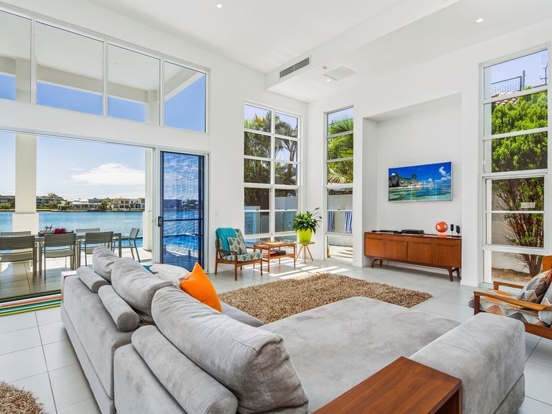 7 River Edge Court, Twin Waters QLD 4564