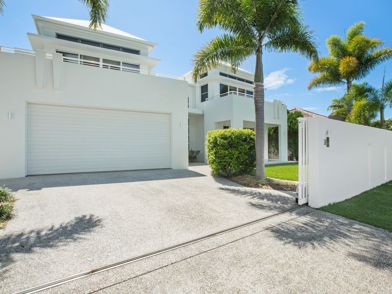 7 River Edge Court, Twin Waters QLD 4564