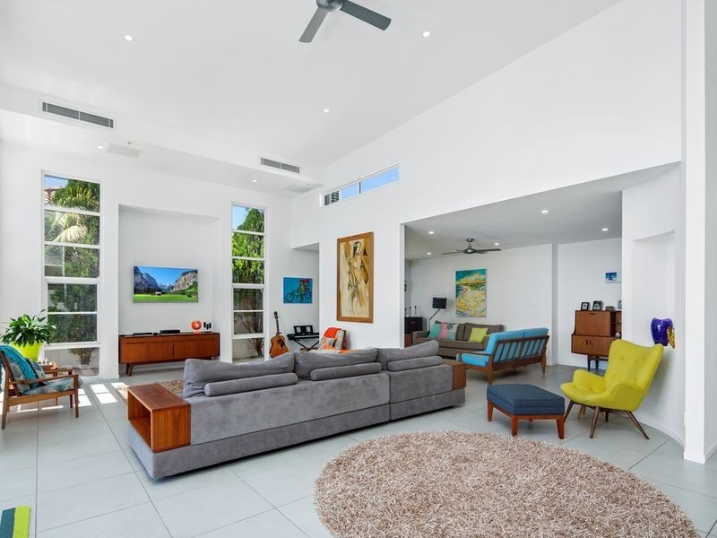 7 River Edge Court, Twin Waters QLD 4564