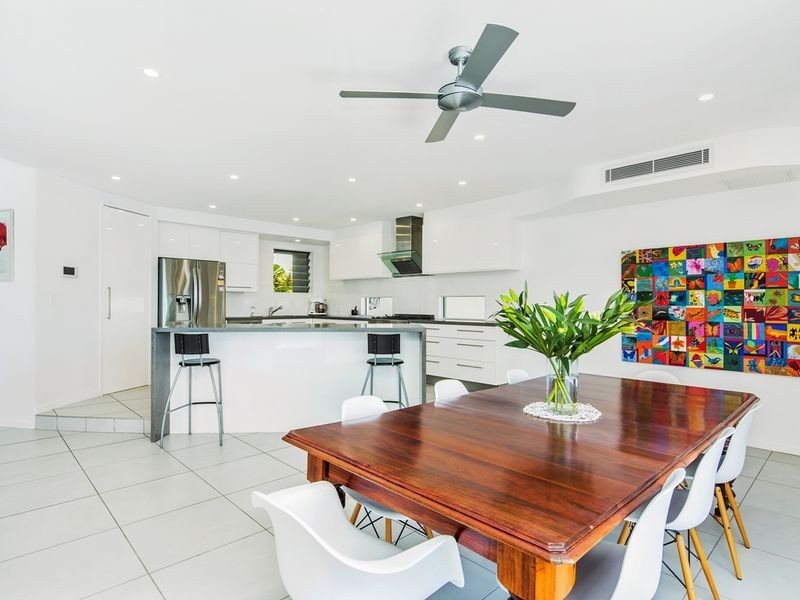 7 River Edge Court, Twin Waters QLD 4564