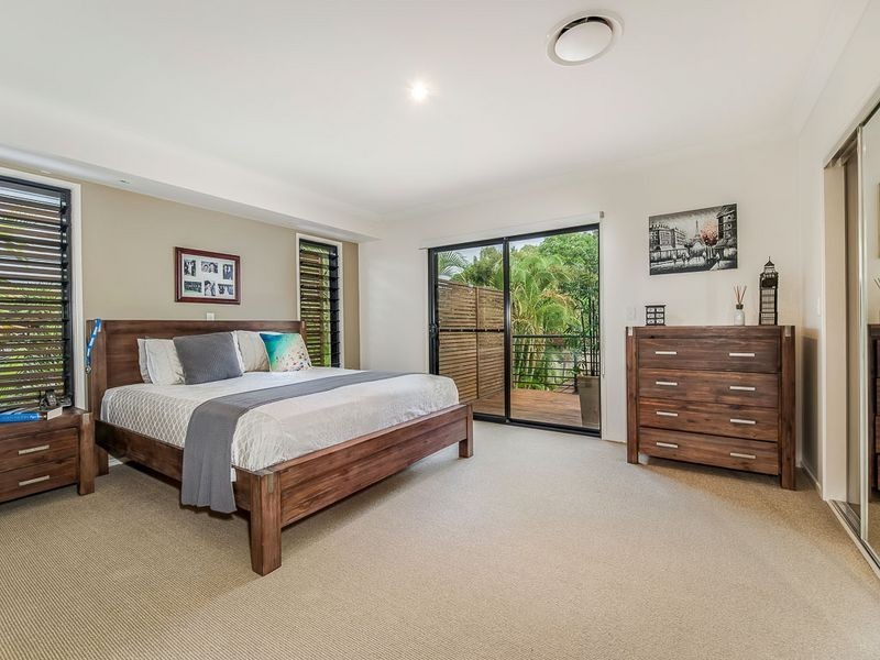 19 Barcoola Place, Twin Waters QLD 4564