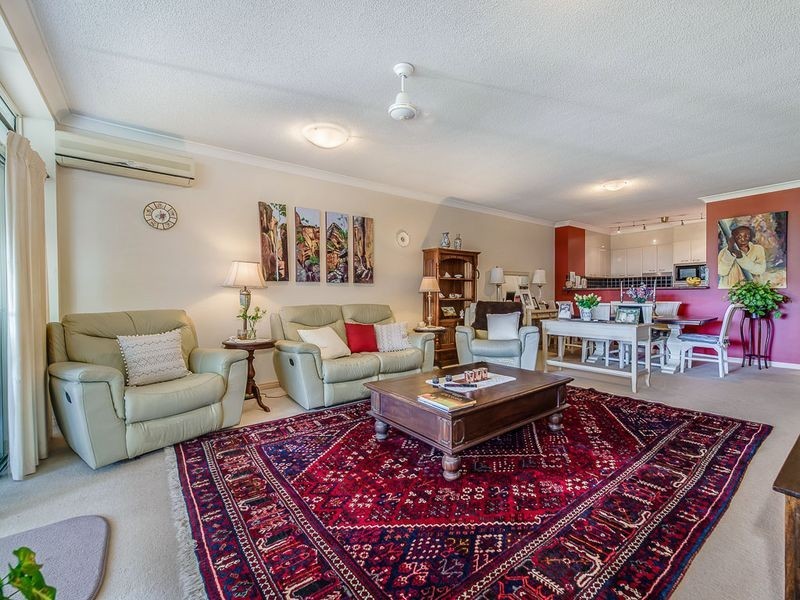 11/179 Ocean Drive, Twin Waters QLD 4564