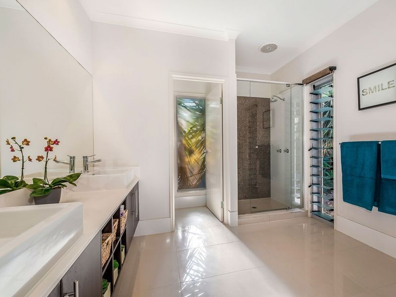 55 Baywater Drive, Twin Waters QLD 4564