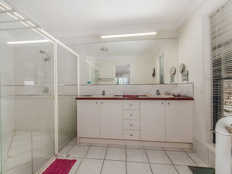 7 Esperance Drive, Twin Waters QLD 4564