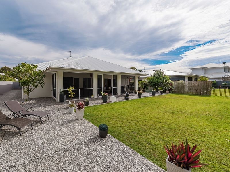 21 Hetherington Drive, Twin Waters QLD 4564