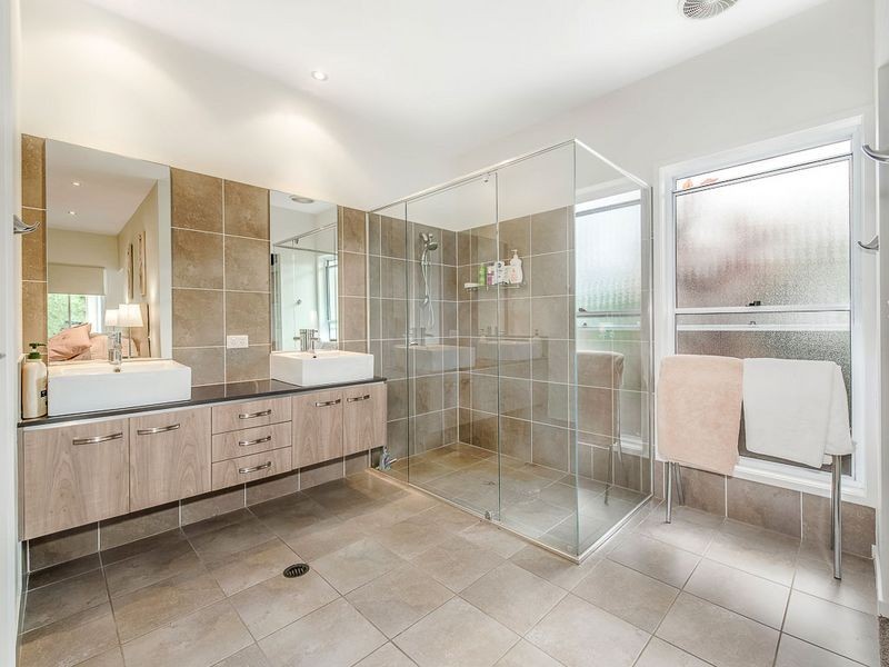21 Hetherington Drive, Twin Waters QLD 4564