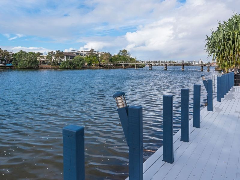 17 Tamarind Place, Twin Waters QLD 4564