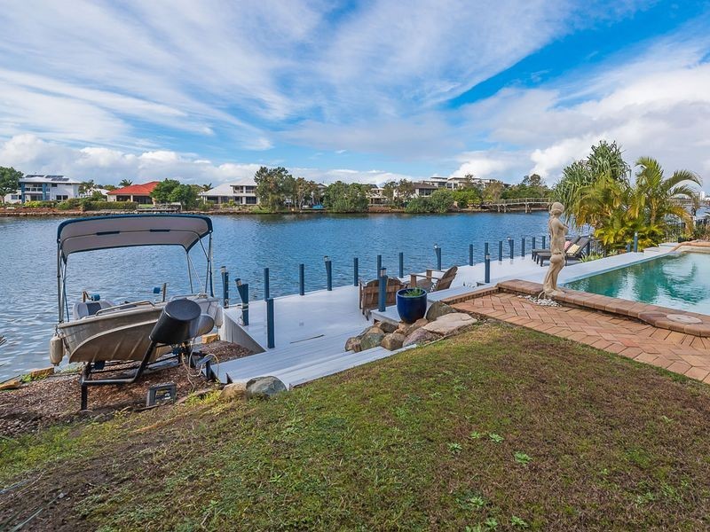17 Tamarind Place, Twin Waters QLD 4564