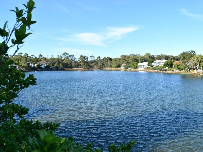 17 Tamarind Place, Twin Waters QLD 4564
