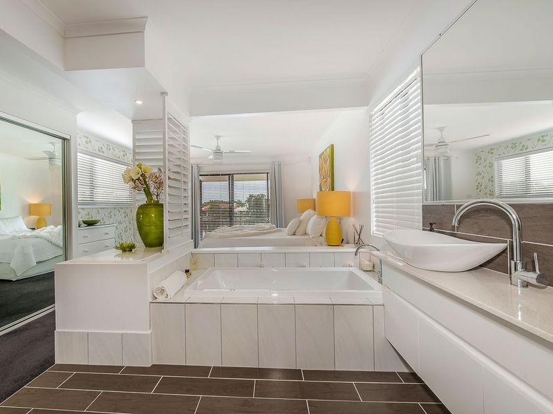 21 Tamarind Place, Twin Waters QLD 4564