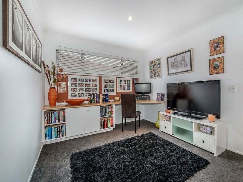 21 Tamarind Place, Twin Waters QLD 4564