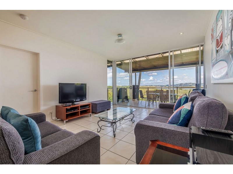 136/80 North Shore Road, Twin Waters QLD 4564