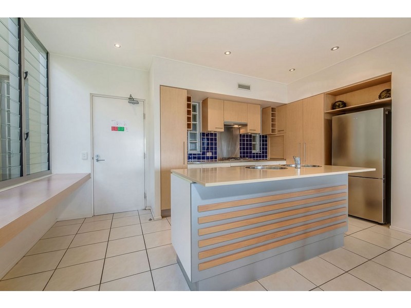 136/80 North Shore Road, Twin Waters QLD 4564