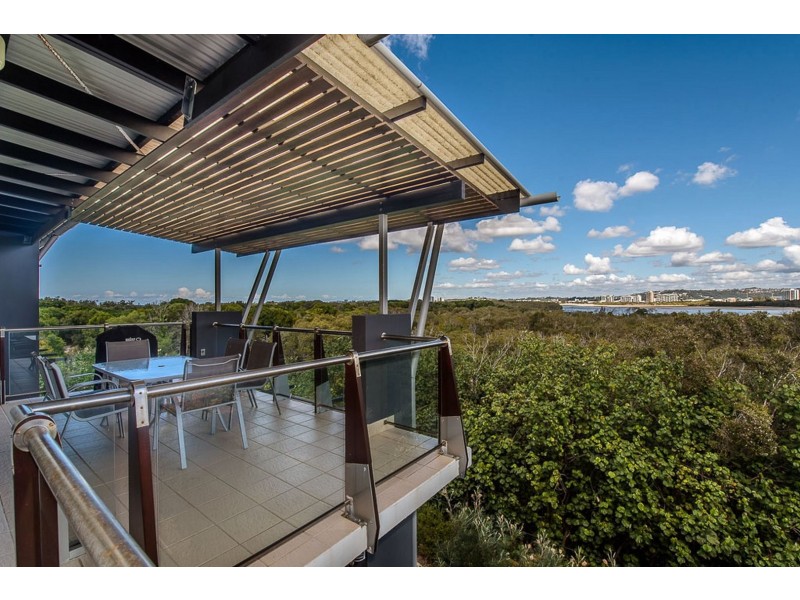 136/80 North Shore Road, Twin Waters QLD 4564