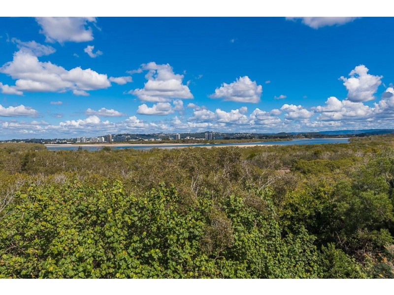 136/80 North Shore Road, Twin Waters QLD 4564