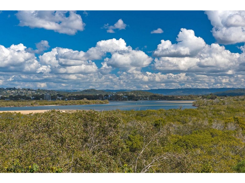 136/80 North Shore Road, Twin Waters QLD 4564