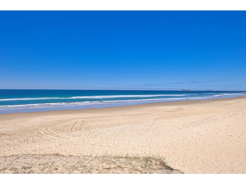 136/80 North Shore Road, Twin Waters QLD 4564