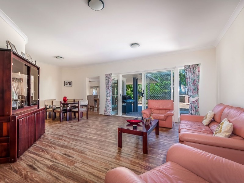 5 Carnoustie Court, Twin Waters QLD 4564