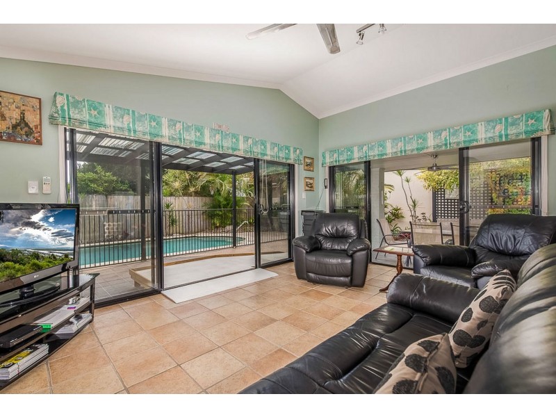 5 Portmarnock Court, Twin Waters QLD 4564